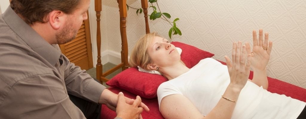 O que é Hipnoterapia - Conheça a Hipnose terapêutica